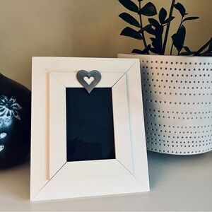 White Heart-Embellished Picture Frame